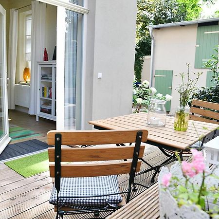 Jethon Studio-Appartement Im Gruenen Bernburg Extérieur photo