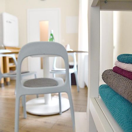 Jethon Studio-Appartement Im Gruenen Bernburg Extérieur photo