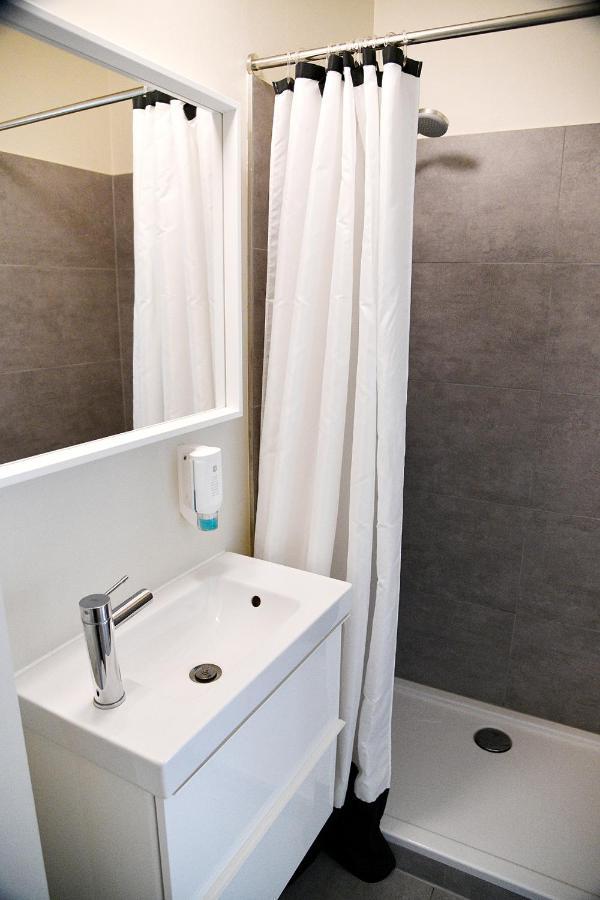 Jethon Studio-Appartement Im Gruenen Bernburg Extérieur photo